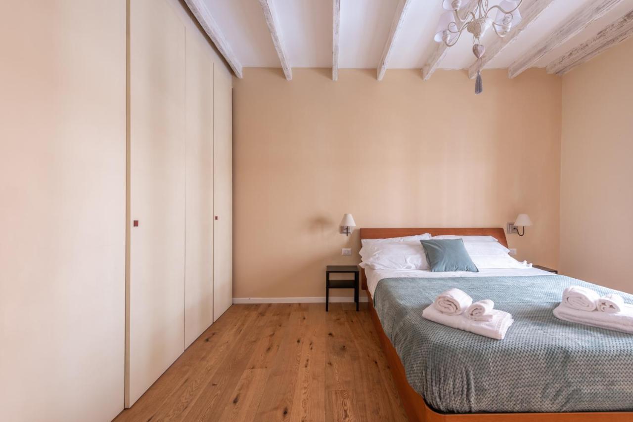 We - Tadino House - Porta Venezia, Appartement Milaan
